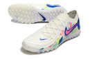Chuteira Nike Phantom GX II Elite Society