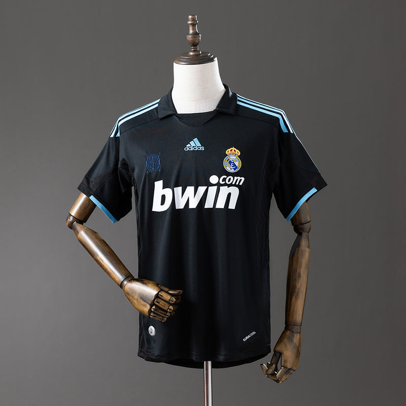 Real Madrid 2009/10 Fora - Retrô